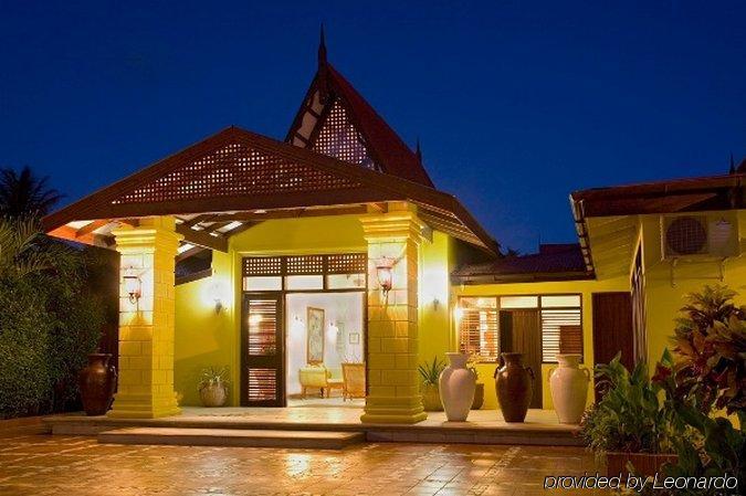 The Ginger Lily Hotel Грос Айлет Екстериор снимка